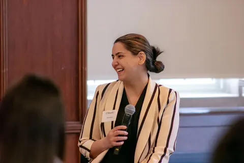 Dr Mitra Naseh